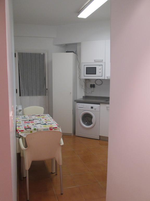 Apartamentos Grosen Сан Себастиан Стая снимка